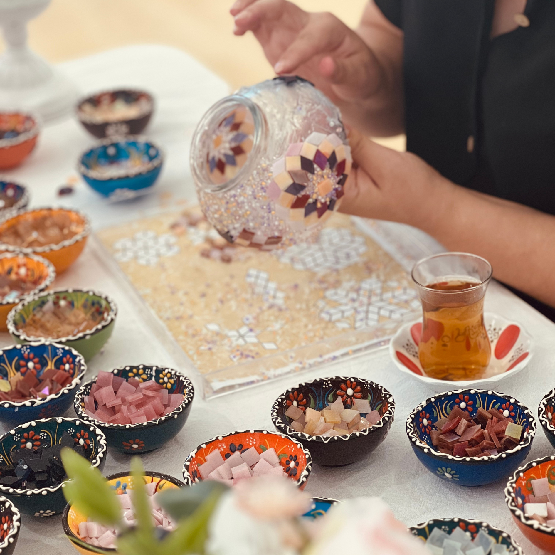 things to do in melbourne. Turkish mosaic lamp class. art masterclass. class bento